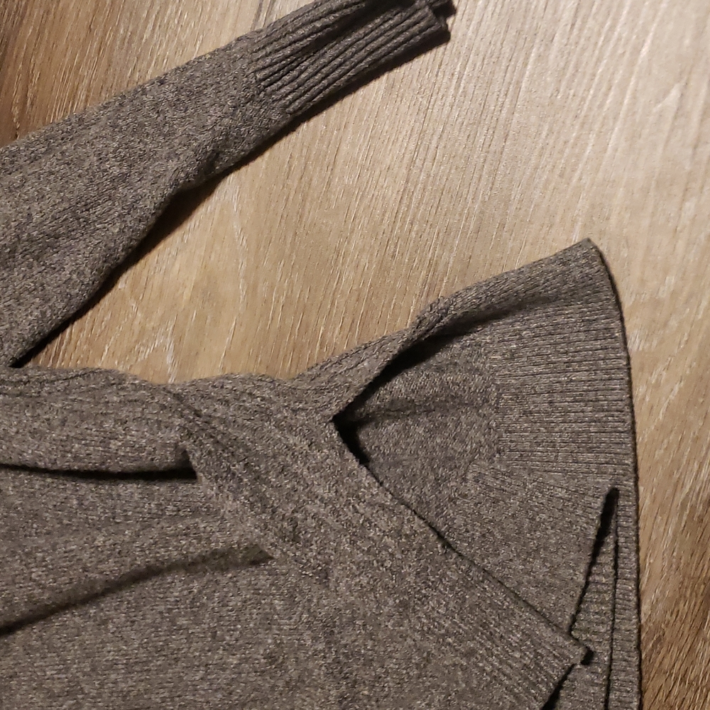 Women's sweater - Picture 5 of 6